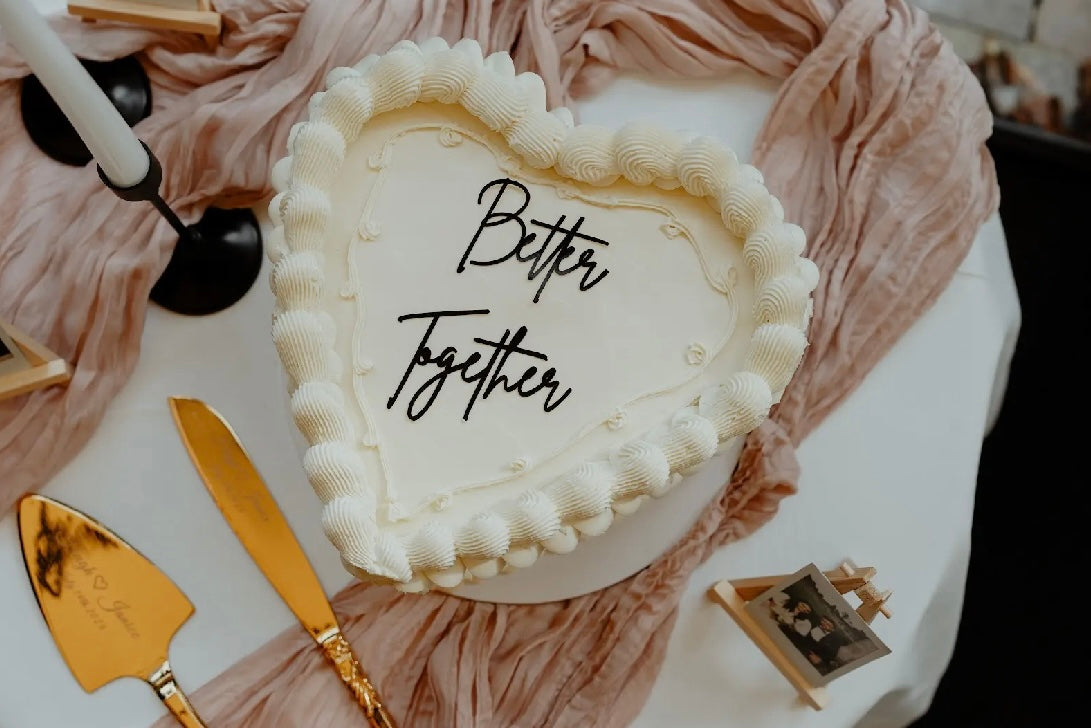 How to Display Your Wedding Cake: A Complete Guide for Couples